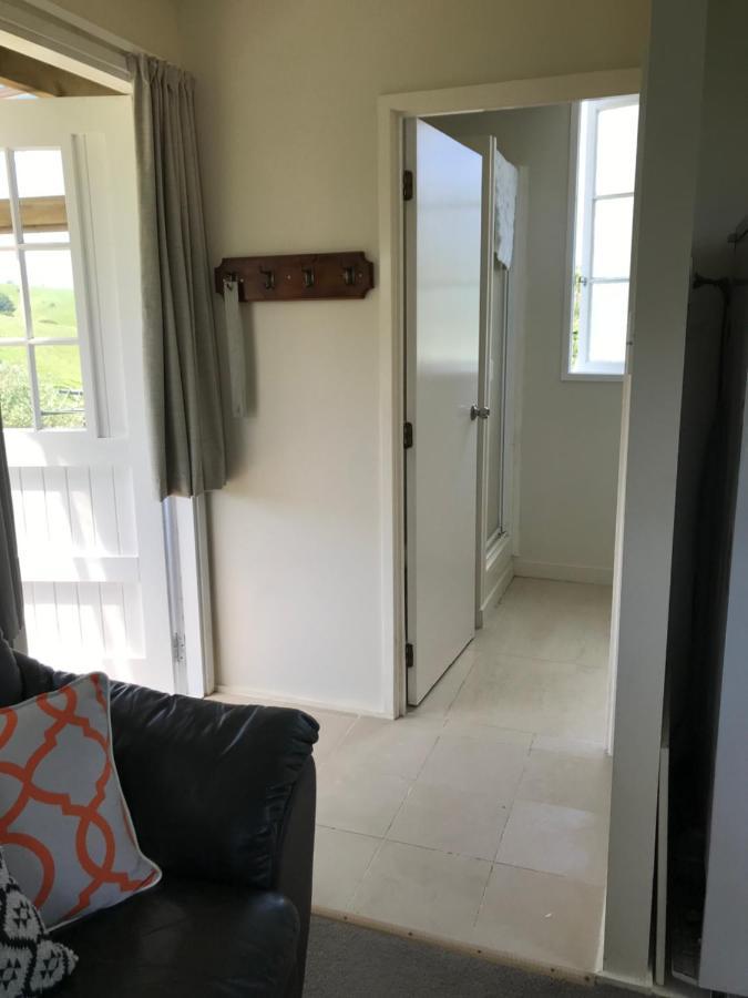 Tui Cottage Te Arai ภายนอก รูปภาพ